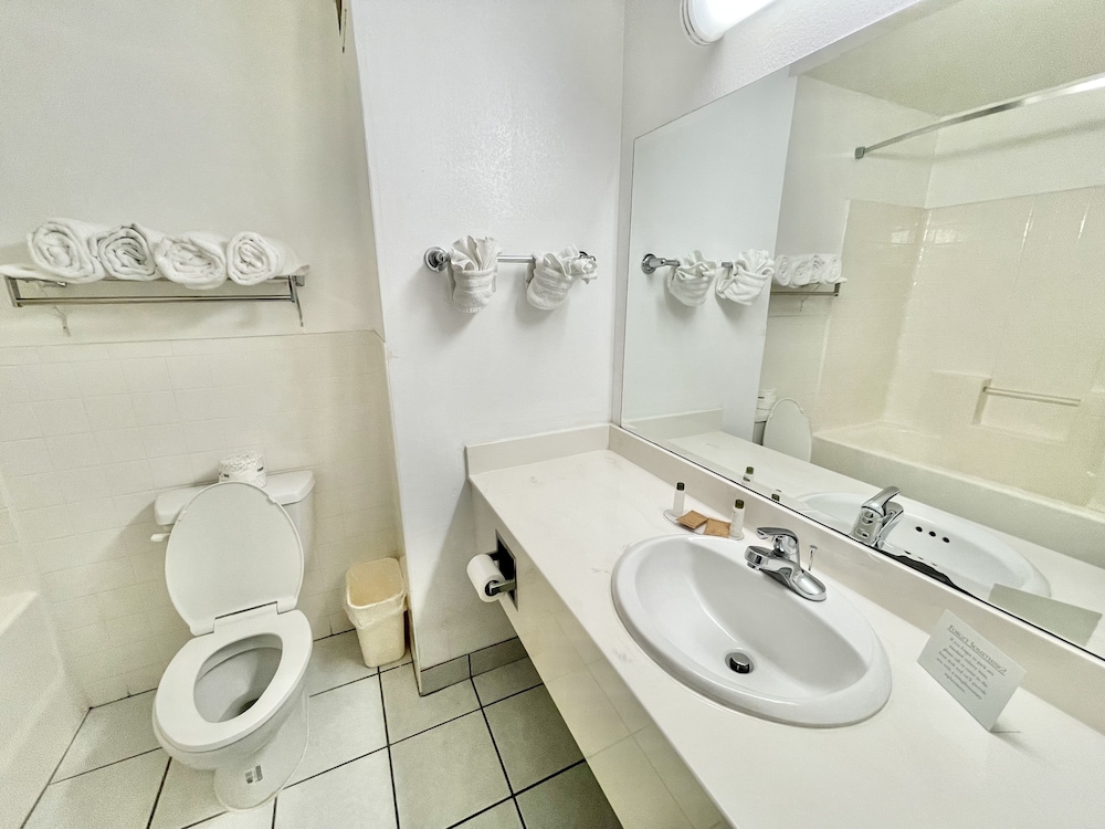 FairBridge Inn & Suites Cleburne - photo 32