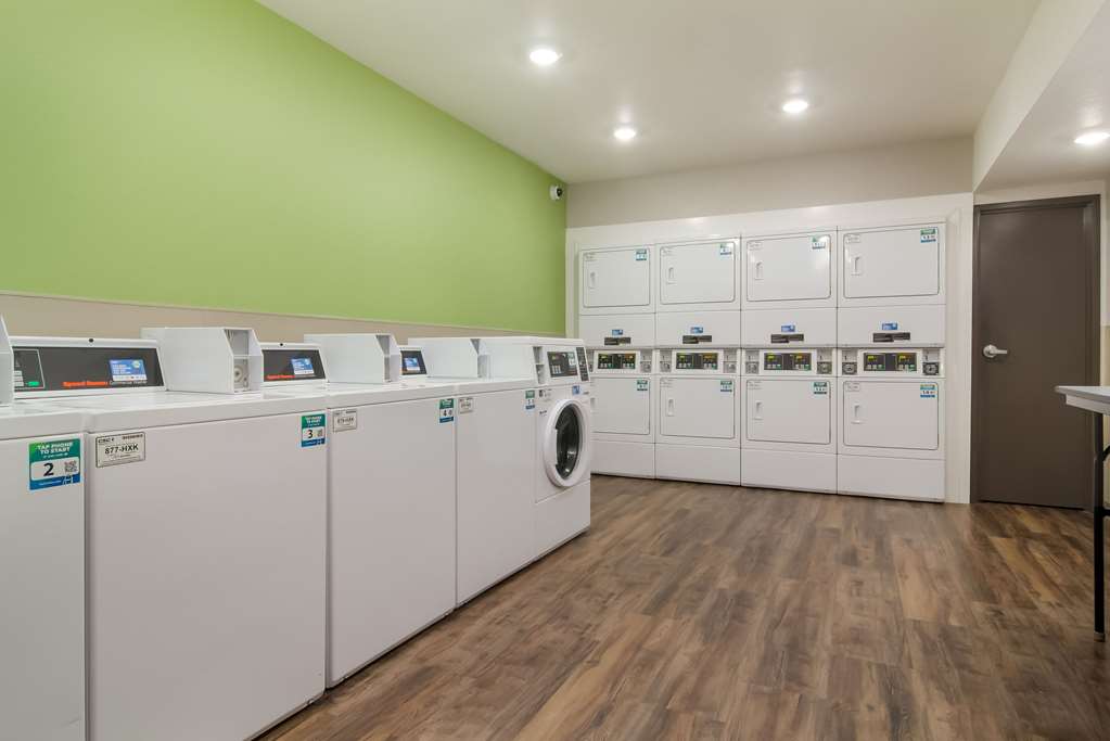 WoodSpring Suites Jacksonville South - photo 25