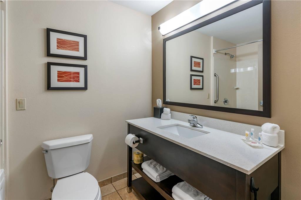 Comfort Inn Sullivan - photo 22