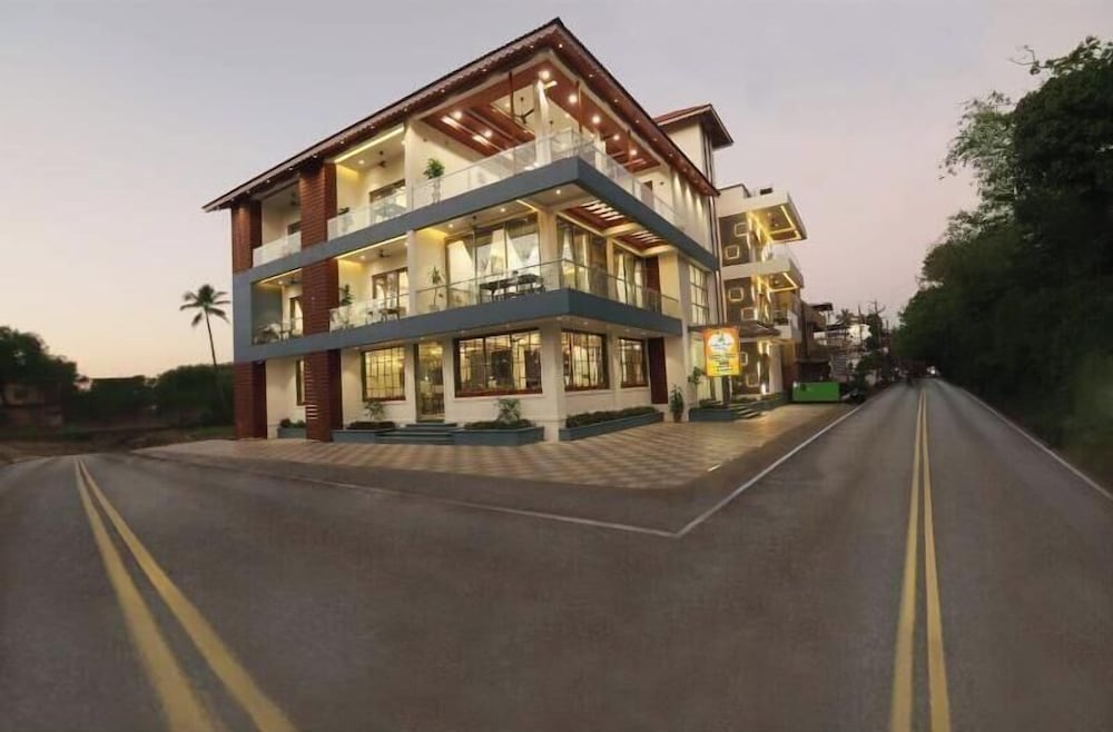 Sandhya Manohar Beach Resort in Alibag, India