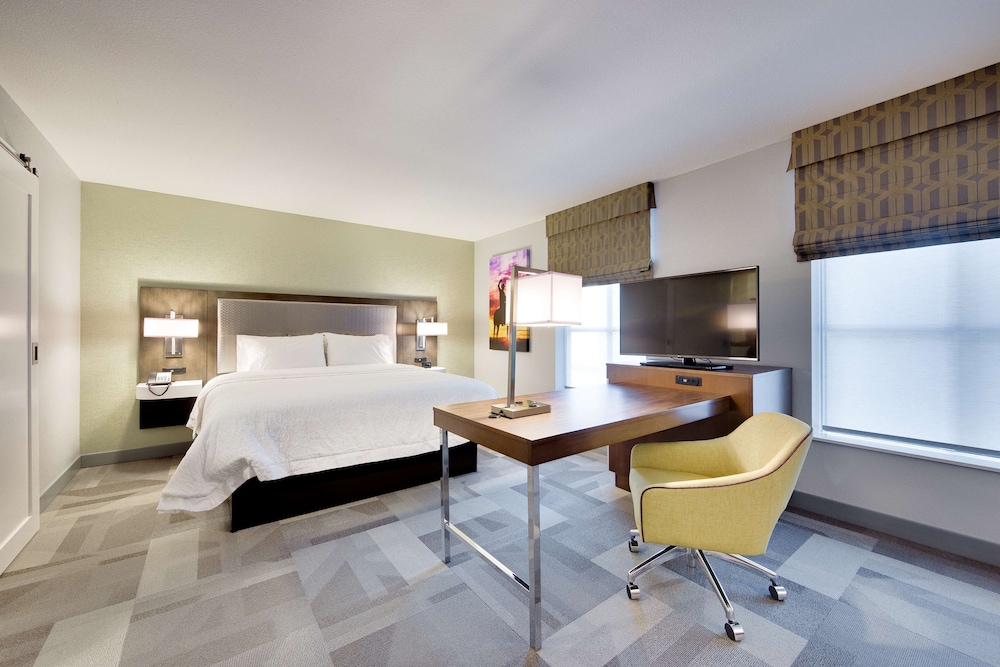 Hampton Inn & Suites Fort Worth Downtown - photo 14