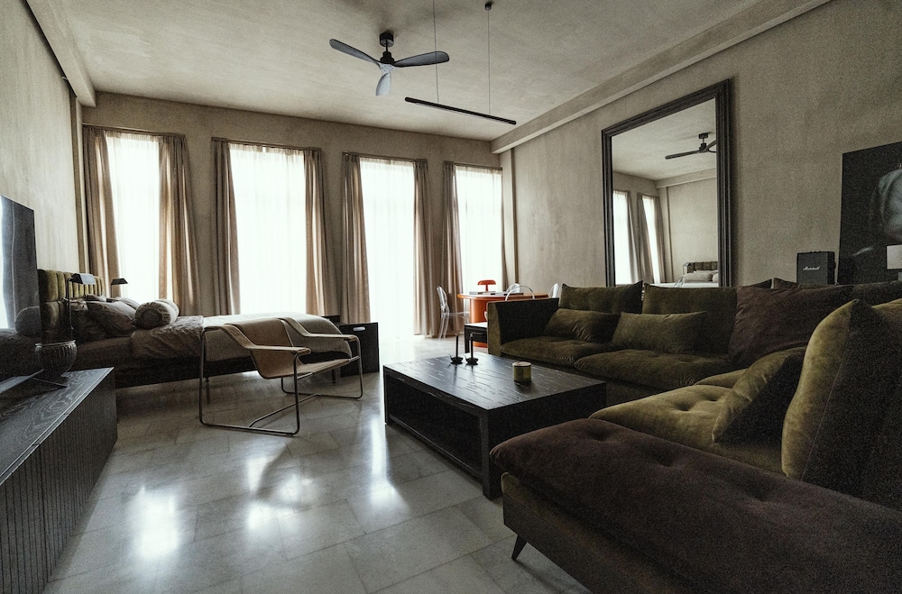 Luxurious loft in Monastiraki — 4-Star Luxury Hotel in Athens, Greece