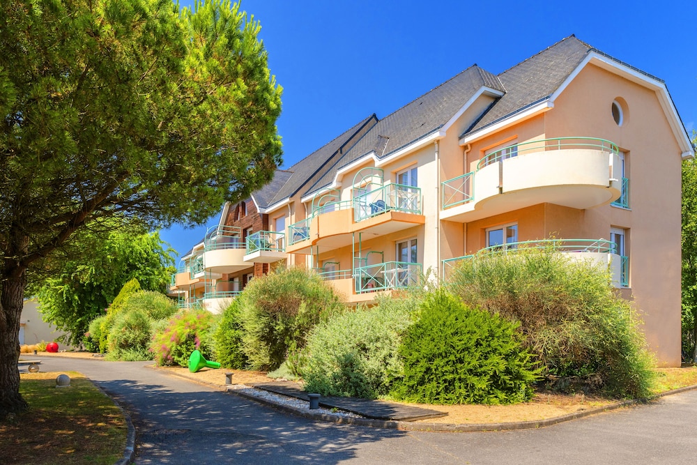 Azureva Pornichet Baie de La Baule - carbon neutral hotel in Pornichet