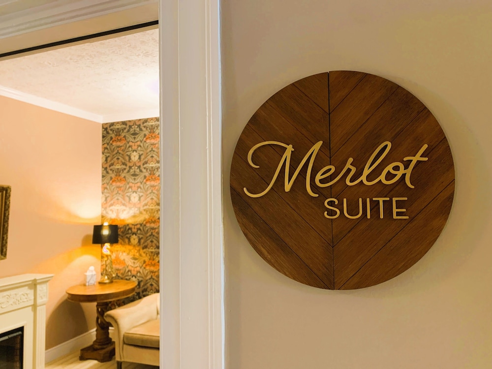The Naples Hotel - photo 19