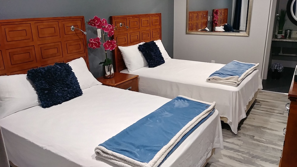 Carasaljo in Lakewood, United States