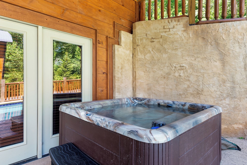 Smoky Mountain Splash - photo 36