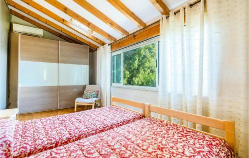 Gorgeous Home In Dubrovnik With Kitchen