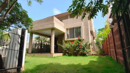 3BHK Bungalow in Karjat Sukoon Holiday Home — 4-Star Luxury Hotel in Khopoli, India