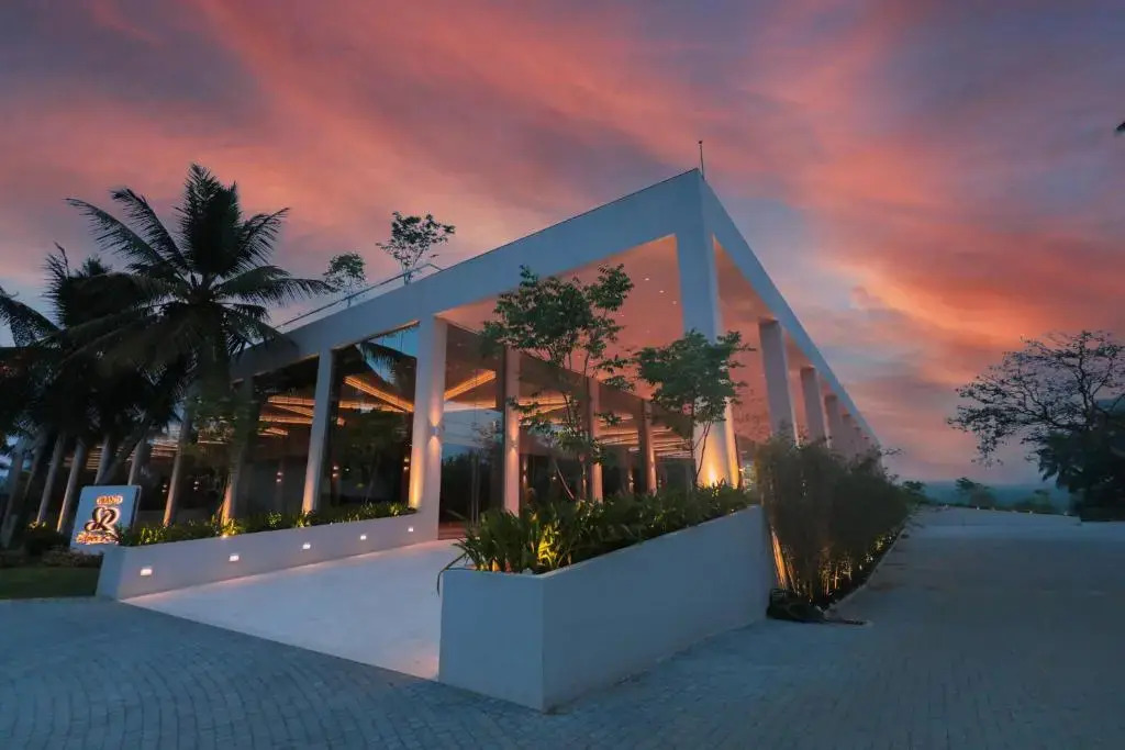 Grand Silver Ray in Ratnapura, Sri Lanka