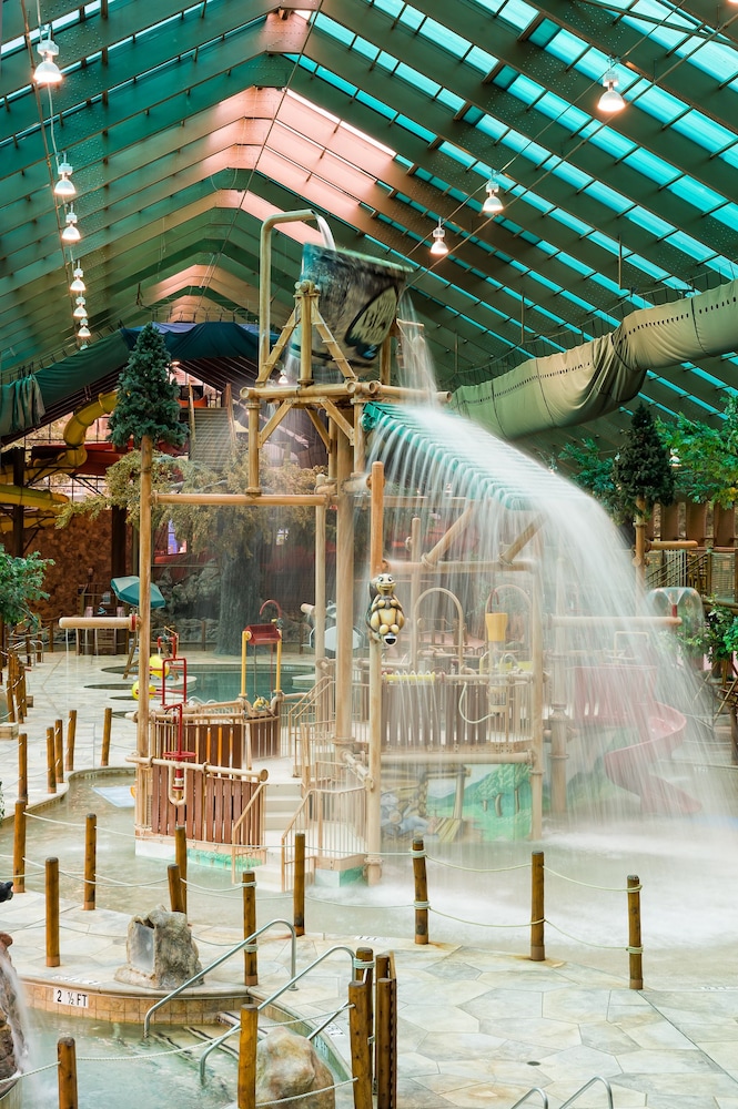 Westgate Smoky Mountain Resort & Spa - photo 40