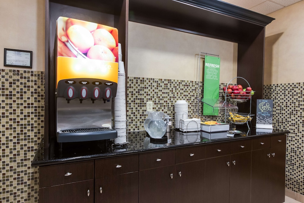 Hampton Inn & Suites Mt. Juliet - photo 63
