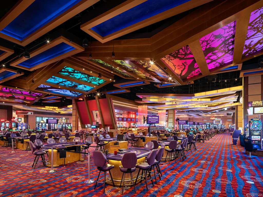 Vee Quiva Hotel & Casino - photo 24