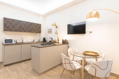 Le Rondini in giardino — 4-Star Luxury Hotel in Rome, Italy
