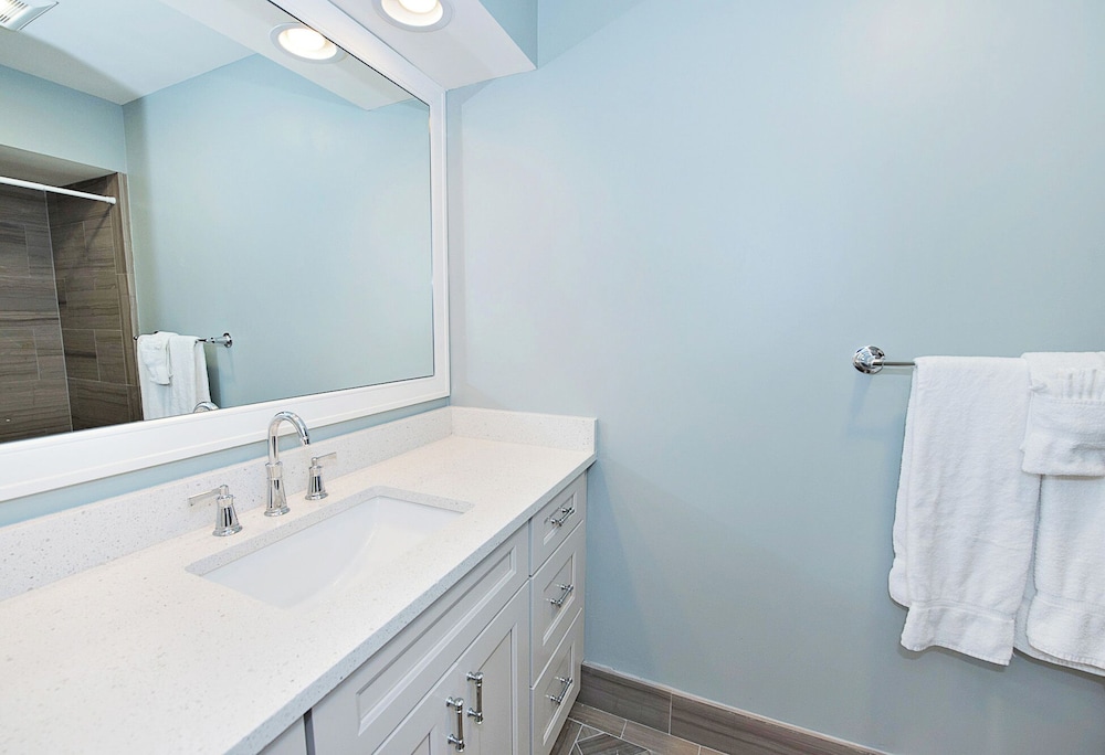 1255 Harbour Town Club at The Sea Pines Resort - photo 11