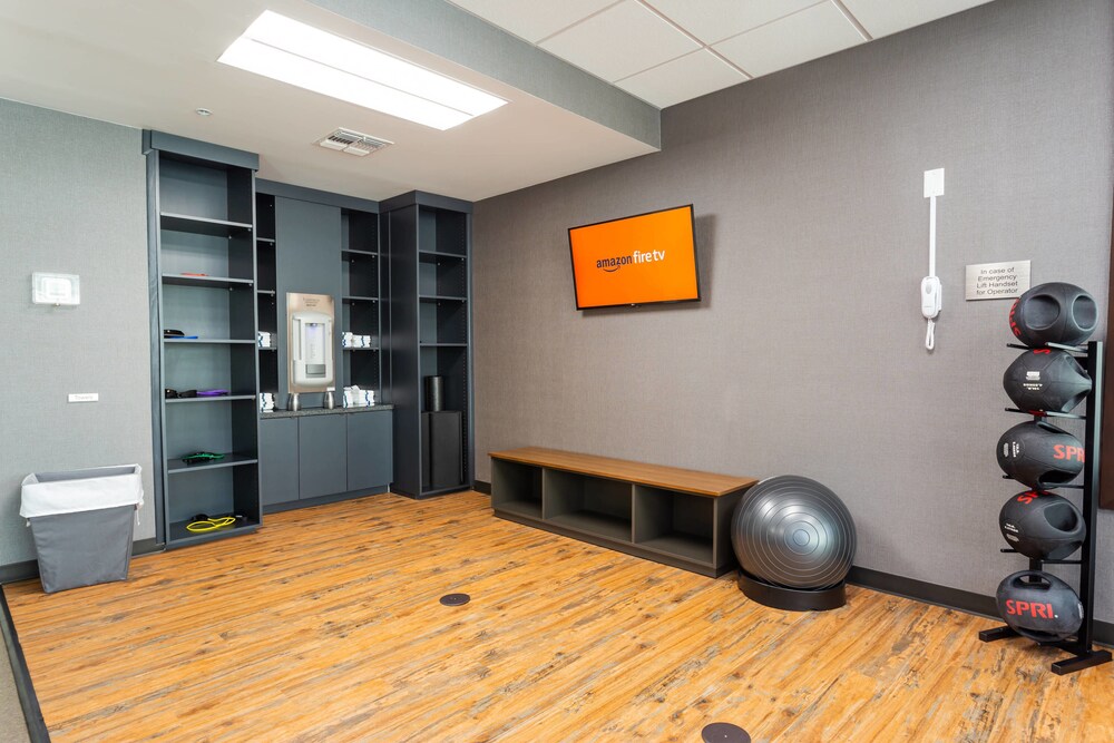 Fairfield Inn & Suites by Marriott Bay City - photo 10