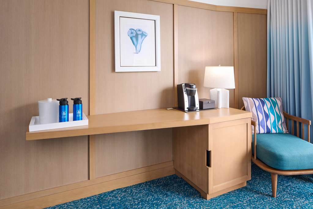Outrigger Reef Waikiki Beach Resort - photo 80