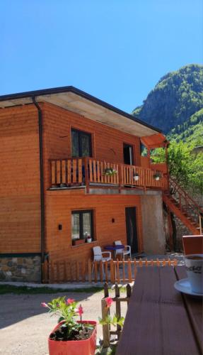 Te Agostini in Unknown City, Albania