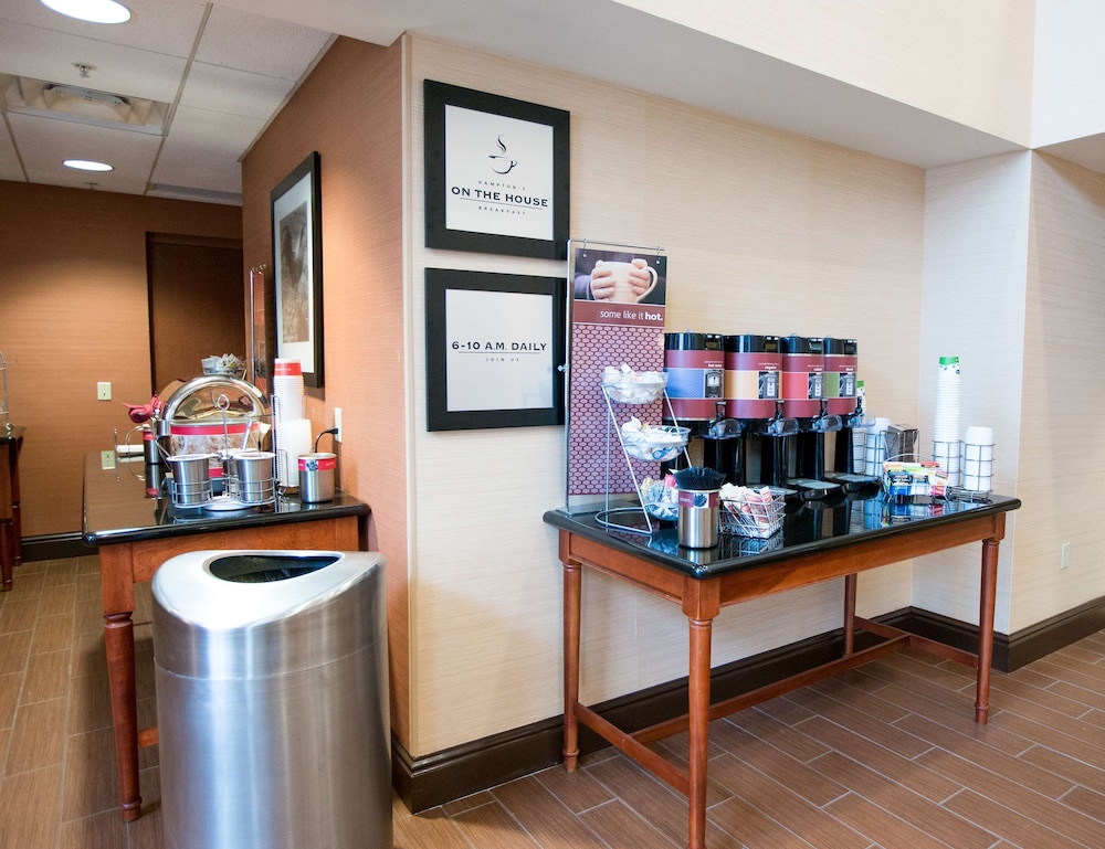 Hampton Inn & Suites Blairsville - photo 48
