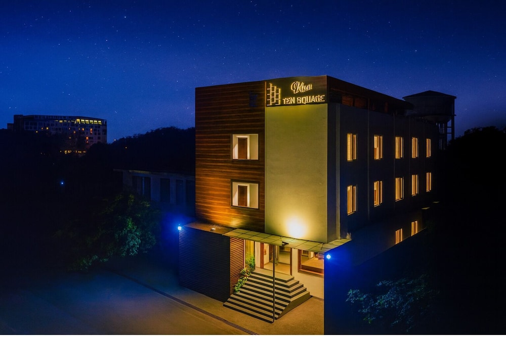 Hotel Ten Square 5 Minutes From The Taj Mahal - carbon neutral hotel in Agra