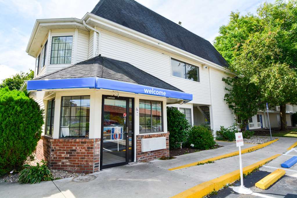 Motel 6 Wethersfield CT Hartford - featured photo