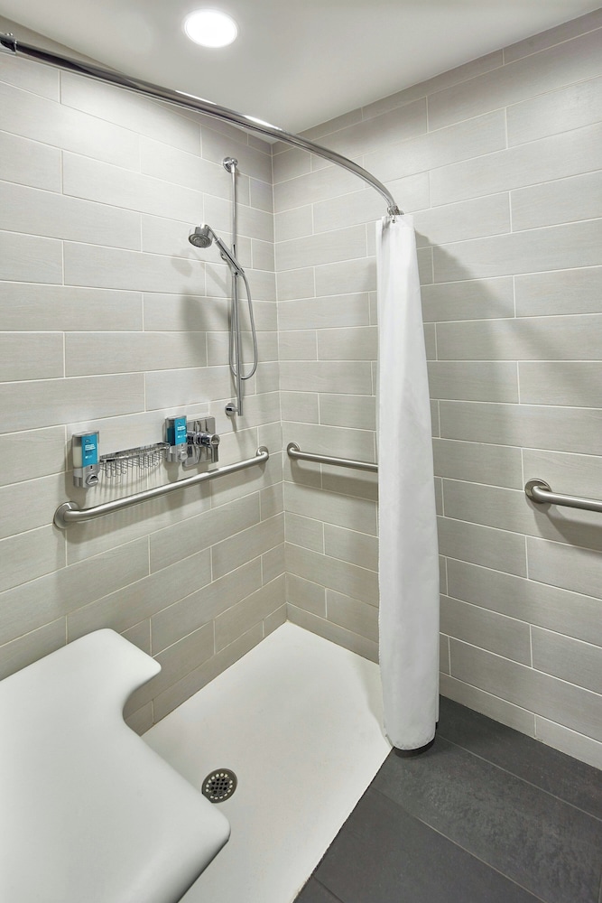 Aloft Raleigh - photo 42