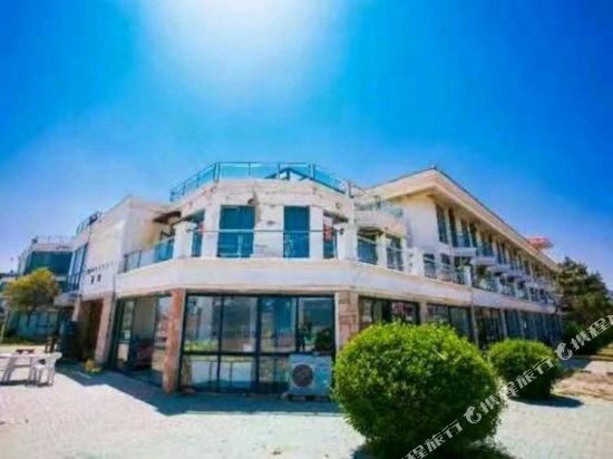 Le Cerf Volant - carbon neutral hotel in Libin