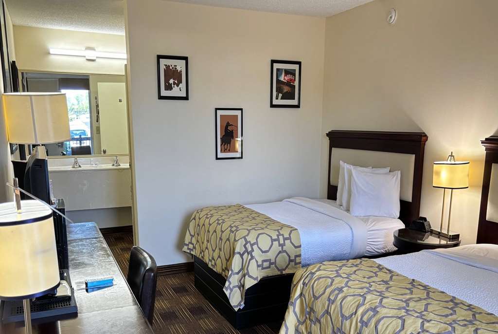 Baymont by Wyndham Johnson City - photo 13