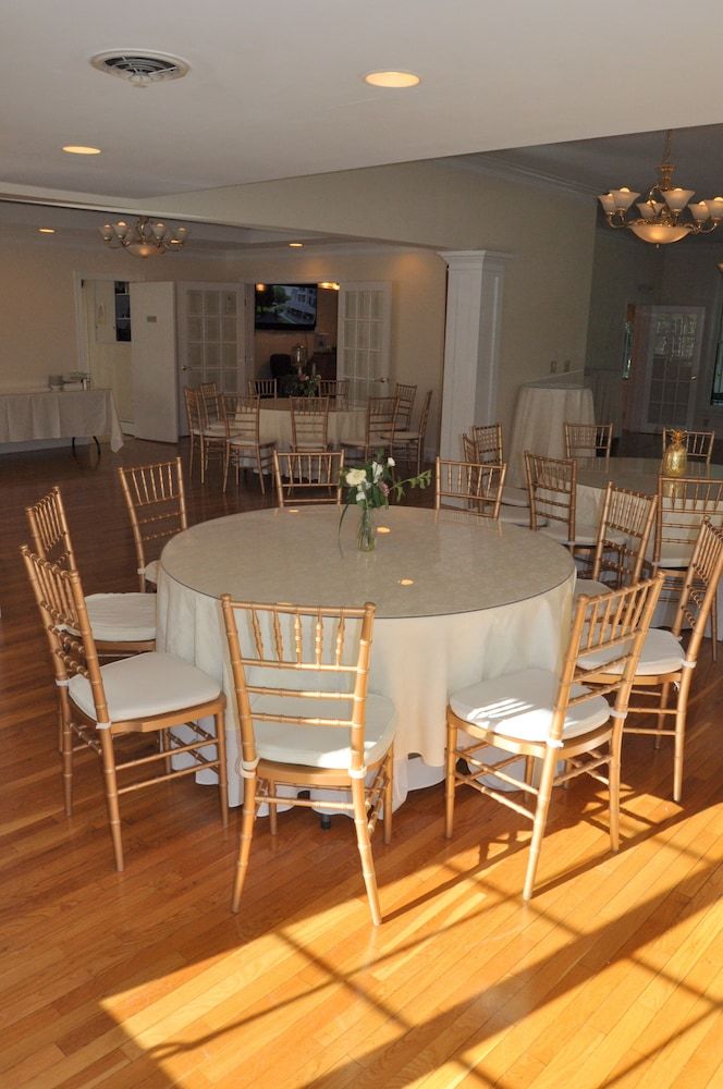Anne's Washington Inn - photo 33