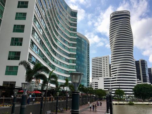 Apartments Puerto Santa Ana — 4-Star Luxury Hotel in Guayaquil, Ecuador