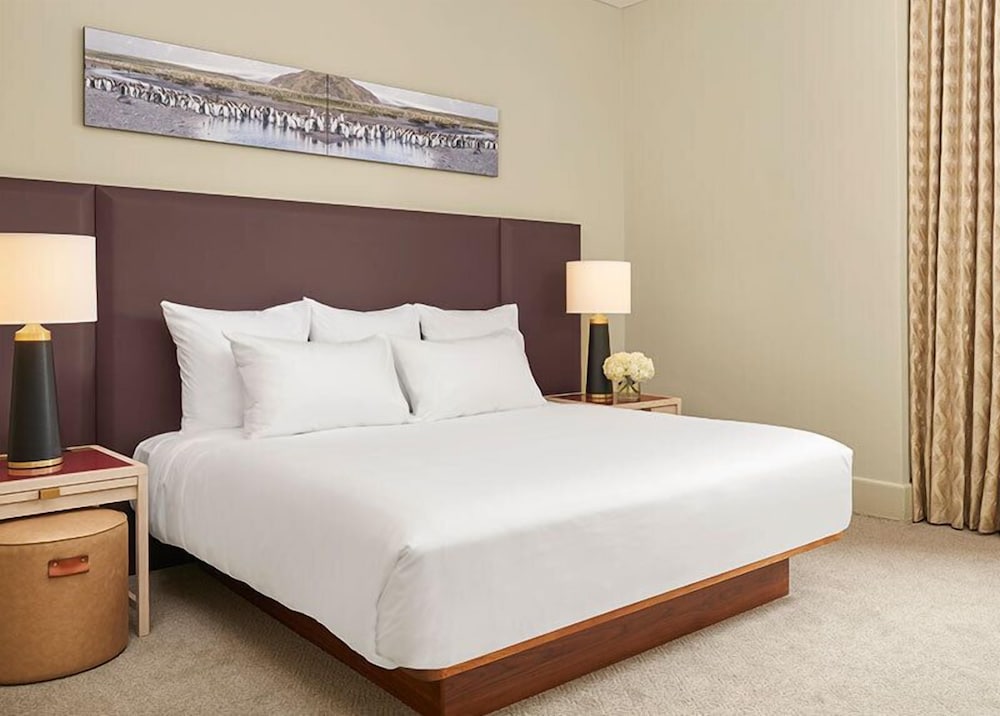 Hotel Savoy Kansas City Tapestry Collection by Hilton - photo 2