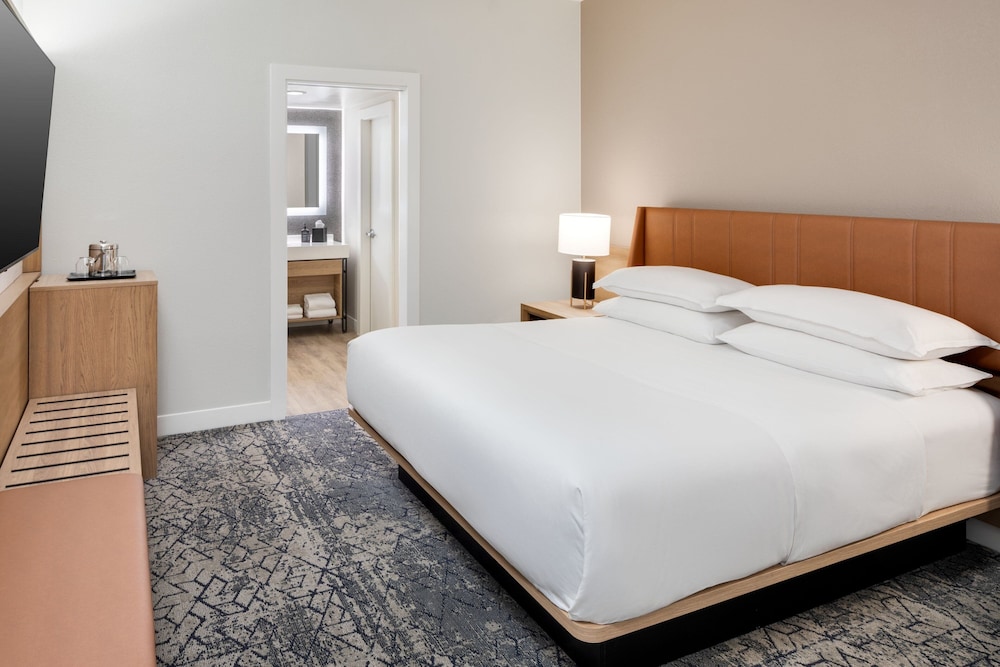 Sheraton Stonebriar Hotel - photo 7
