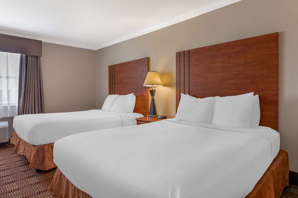 Best Western Club House Inn & Suites - photo 45