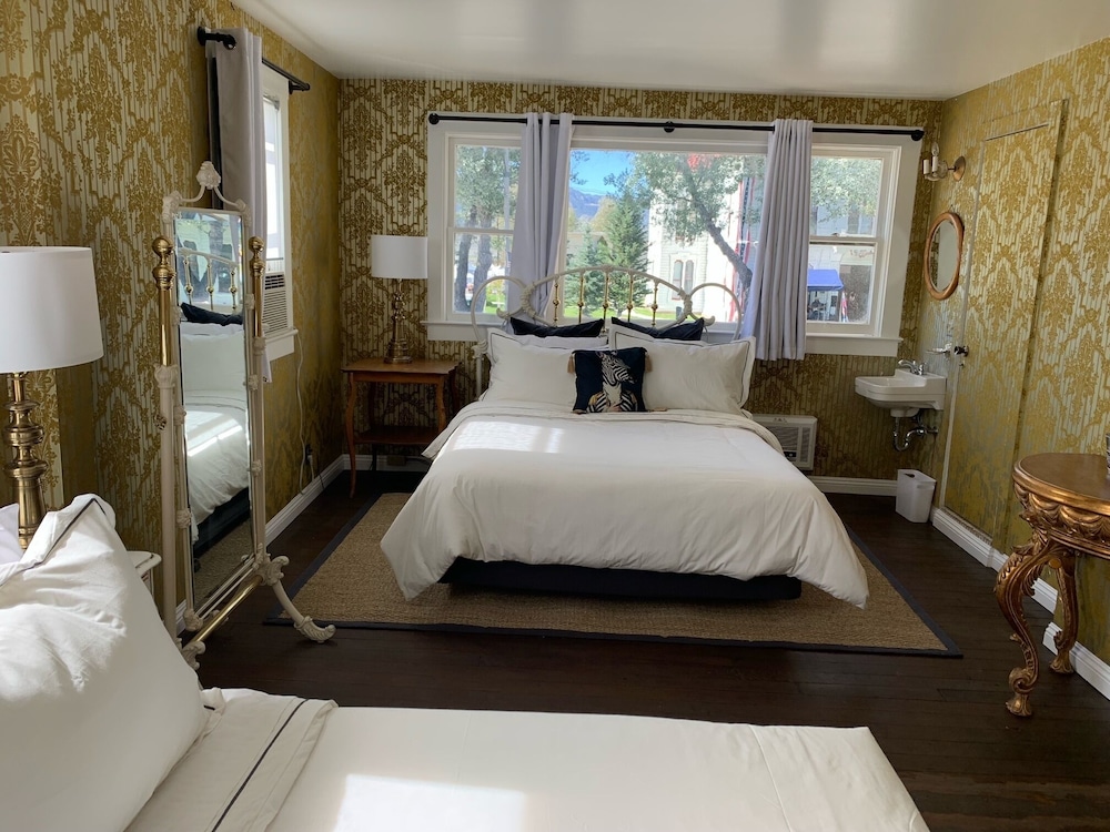 The Bodie Hotel - photo 13