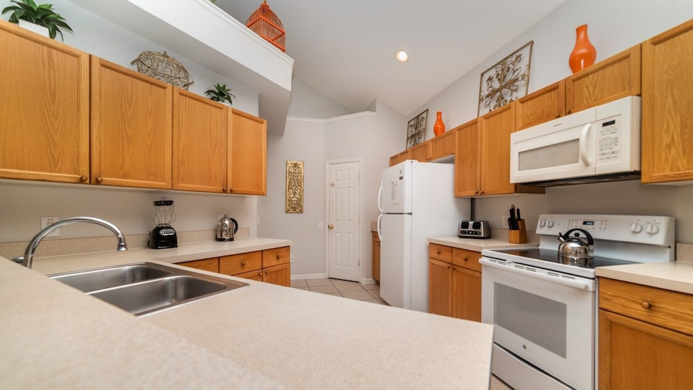 8167 Windsor Palms Resort - photo 14