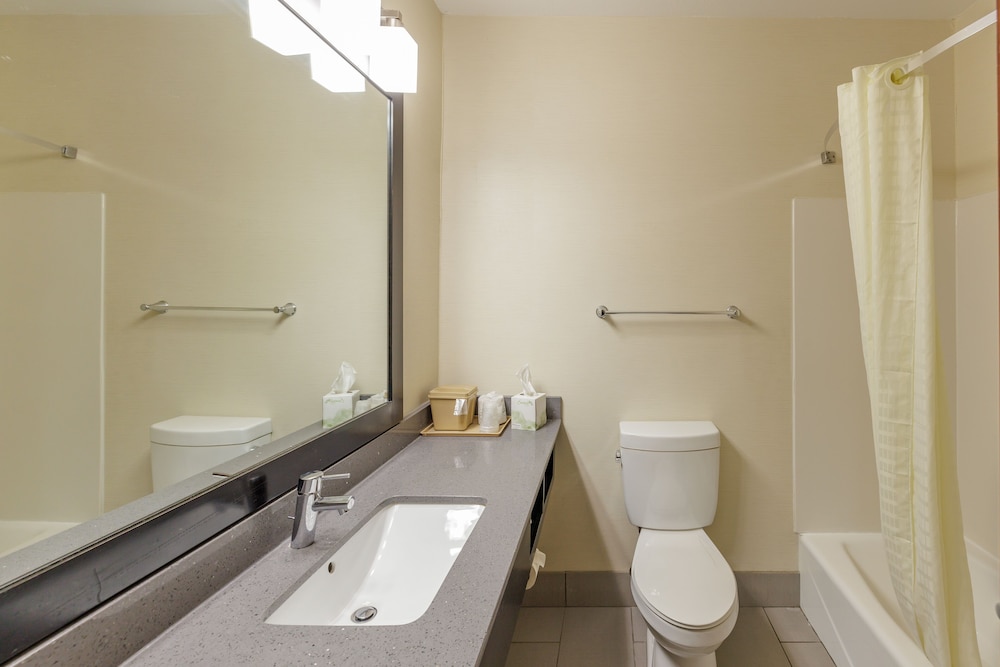 Best Western Elkhart Inn & Suites - photo 18