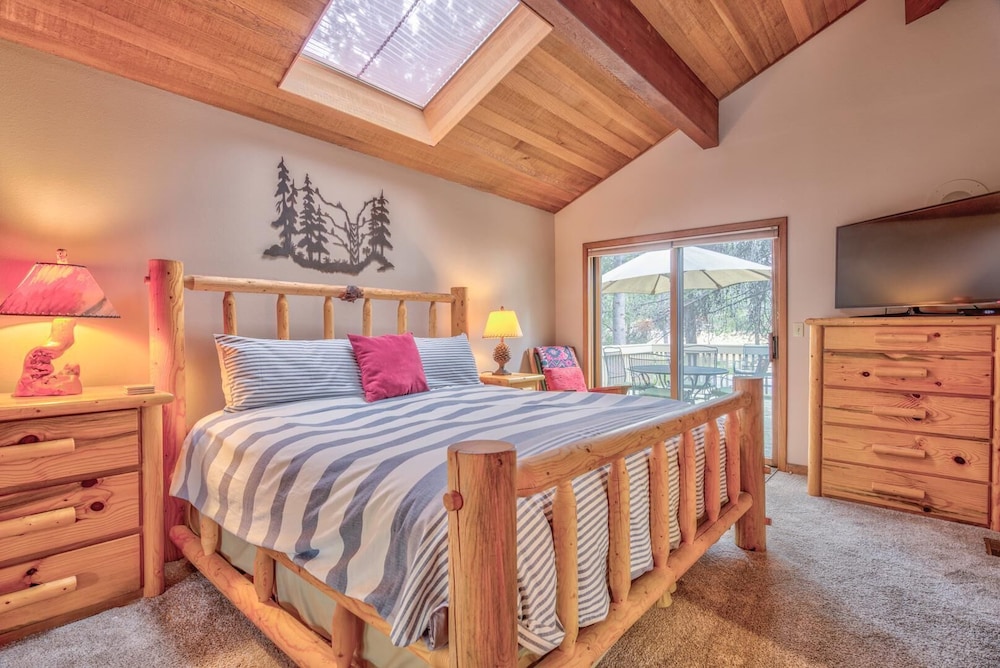 Tan Oak Unit 37 — Sunriver — photo 3