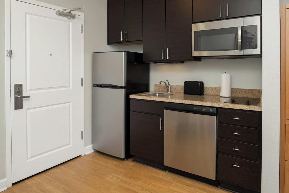 TownePlace Suites Jackson Ridgeland Township at Colony Park - photo 17
