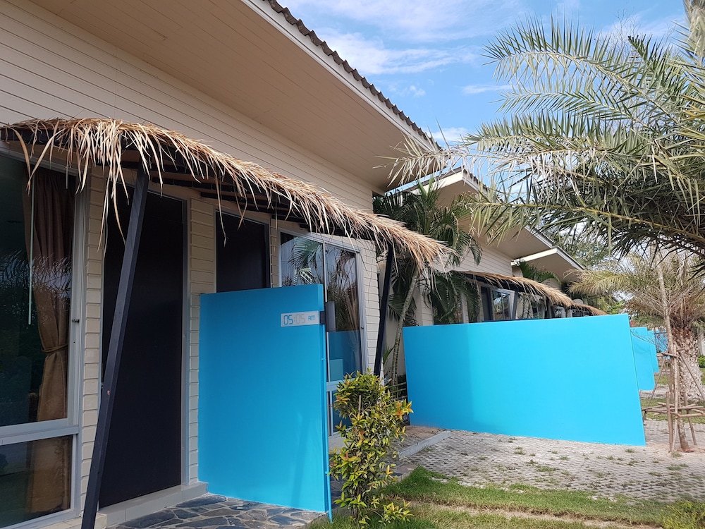 Me’vela Boutique Resort in Cha-Am, Thailand