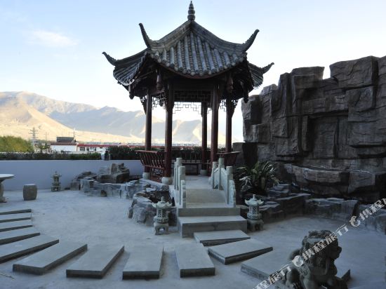 Zeyuan Theme Hotel in Naidong, People's Republic of China