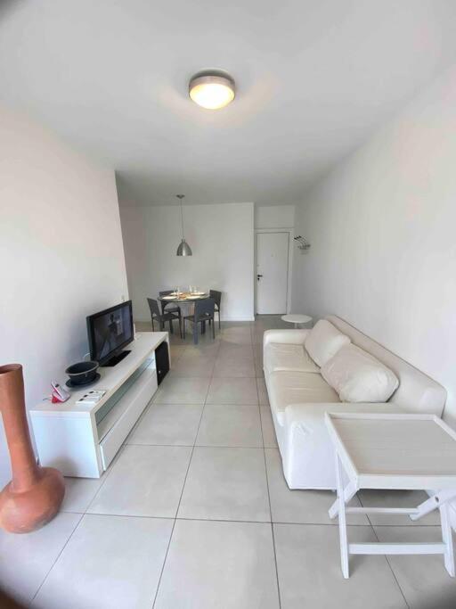 Barra palace Posto 3 frente Praia in Rio De Janeiro, Brasil