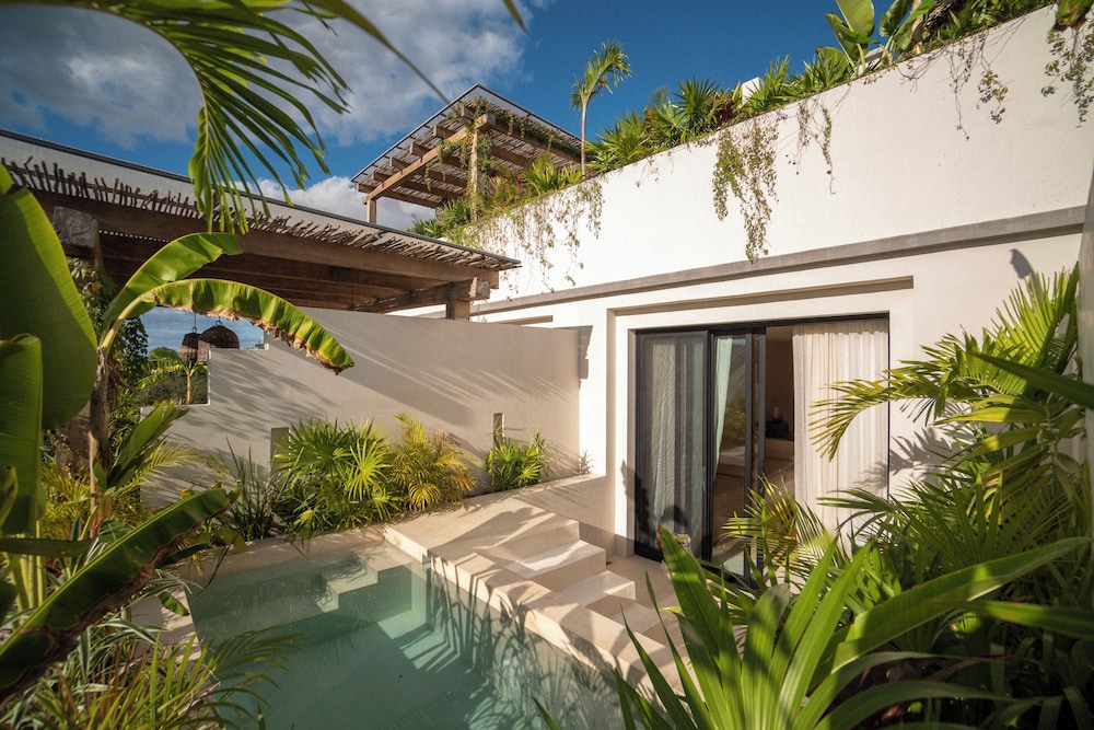 Nãmas Tulum — 4-Star Luxury Hotel in Tulum, Mexico