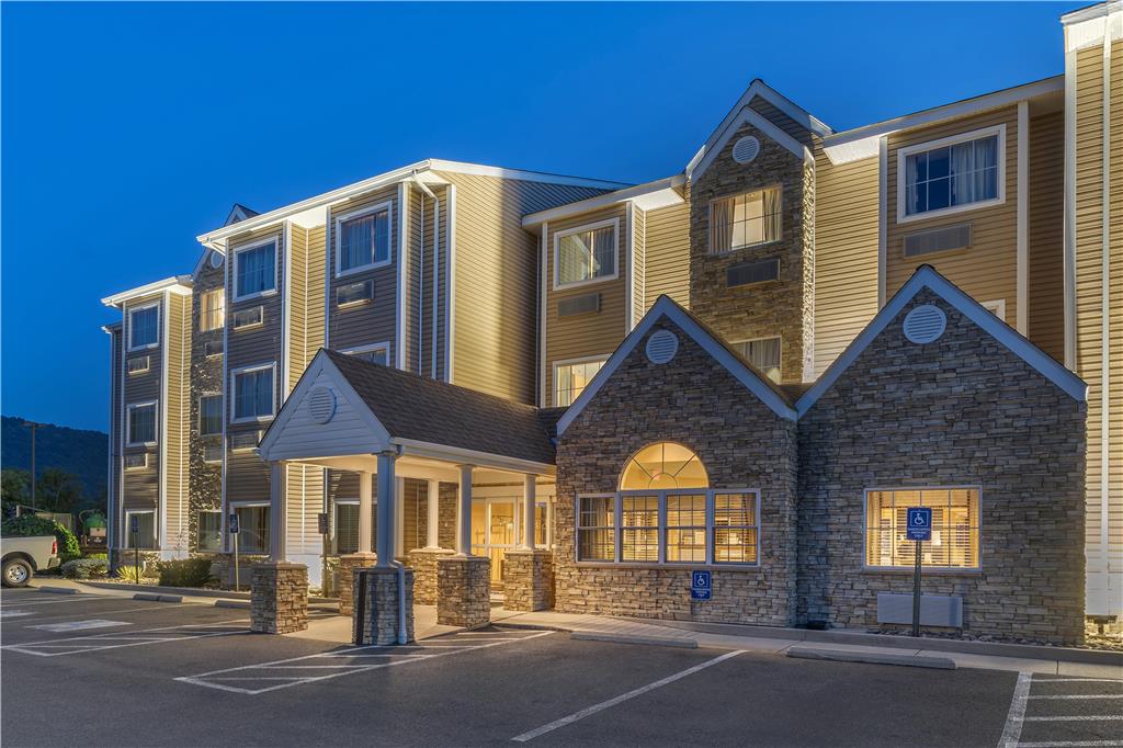Surestay Plus Hotel By Best Western Keyser — Keyser