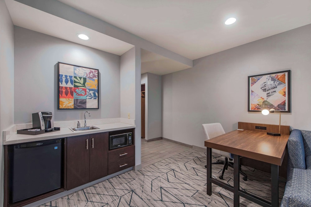 Hilton Garden Inn Raleigh Cary - photo 33