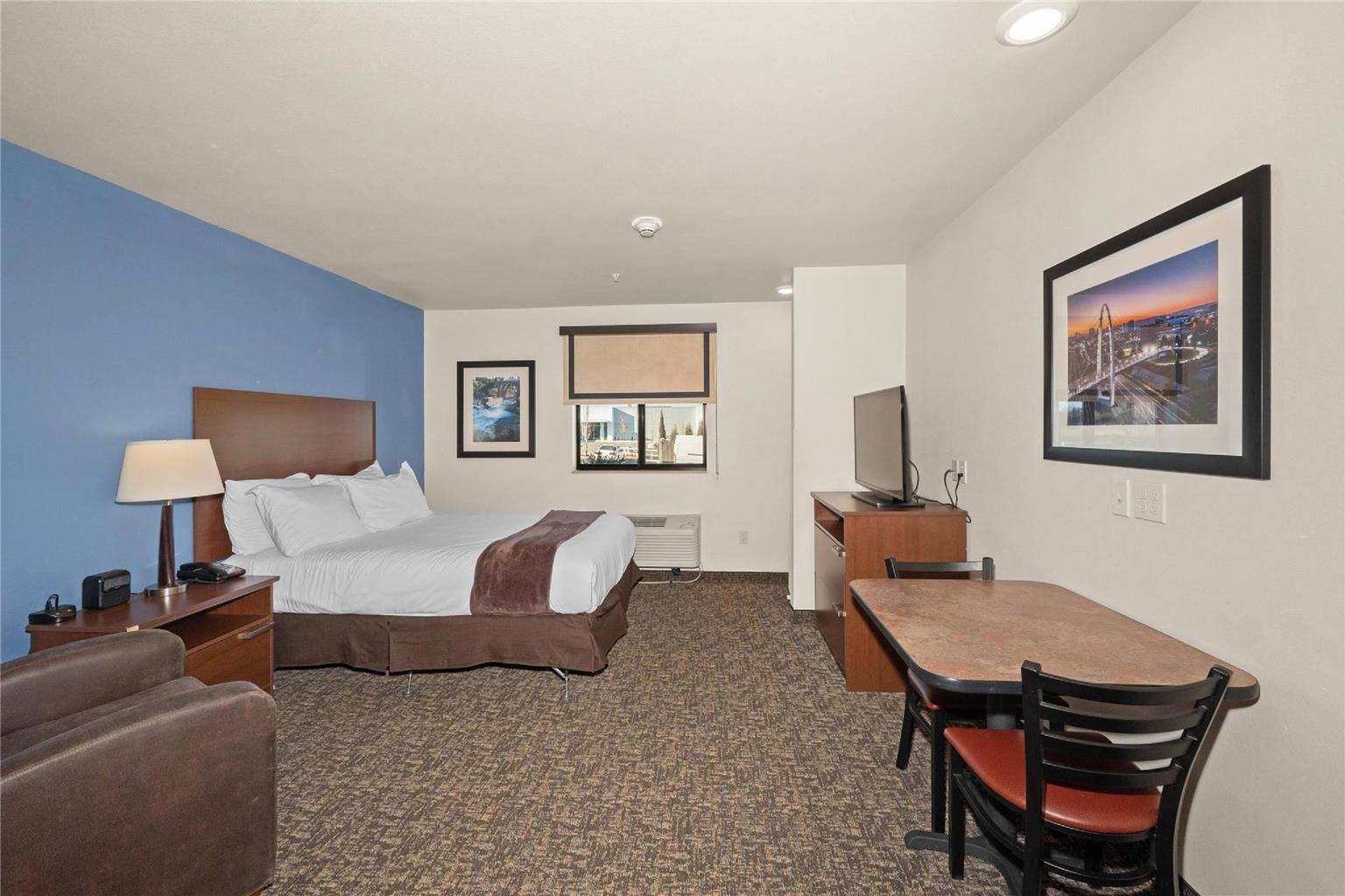 MainStay Suites Spokane Valley - photo 9