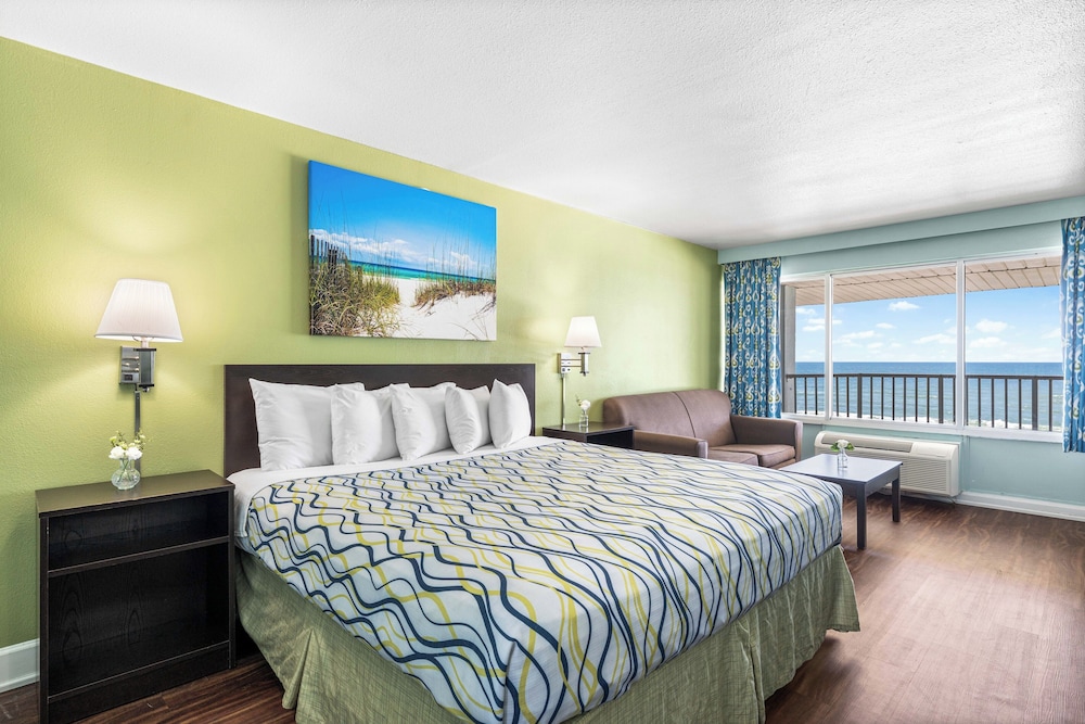Boardwalk Beach Hotel - photo 43