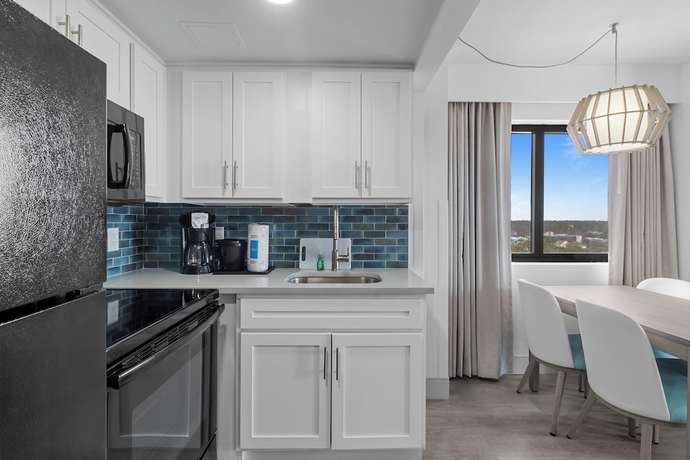 Compass Cove Resort - photo 204
