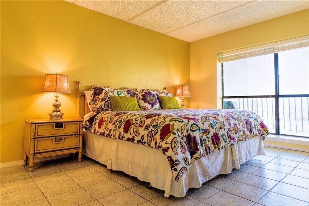Saida 3404: Beachfront Resort W 3 Pools Hot Tubs Great Views & Beac - photo 3