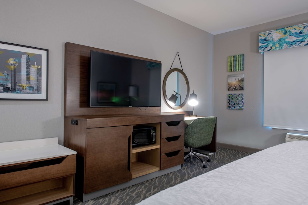 Hampton Inn & Suites Duncanville Dallas - photo 24
