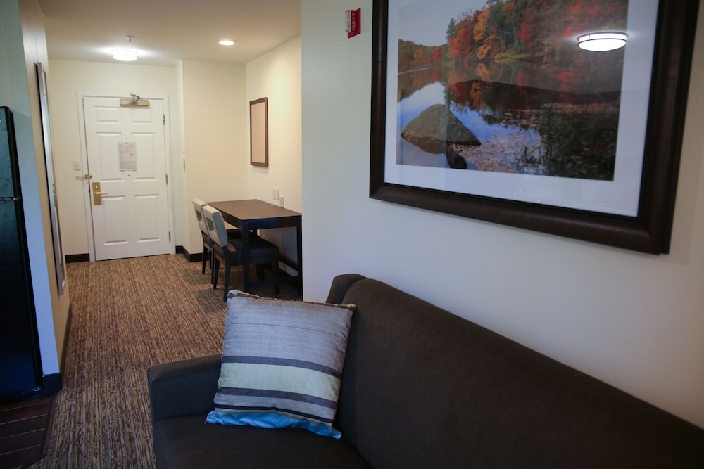 Candlewood Suites Portland Scarborough by IHG - photo 14