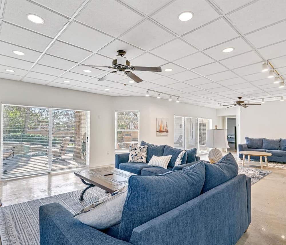 Siesta Key Marvel Pool SPA Deeded Beach Access - photo 97